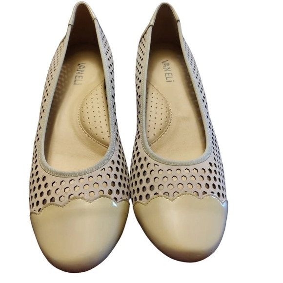 Vaneli Leather Perforated Flats NWOB ๐ - Picture 12 of 13